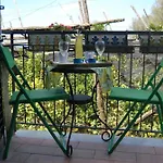 Studios 4*