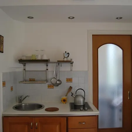 Гостьовий будинок Lemons Hill Сорренто